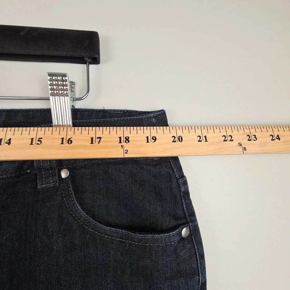 Skye's The Limit Women's Slim Leg Jeans Zipper Leg Size 16W Dark Wash Denim - Picture 2 of 9